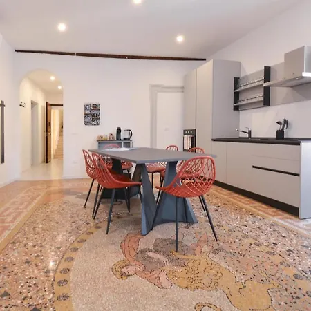 Appartamento Beautiful In With Kitchenette